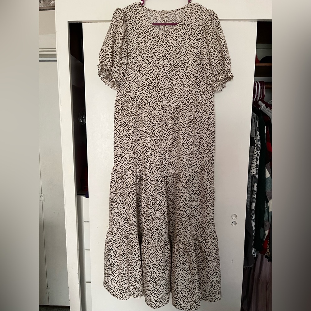 SOLD-Women’s Shein Leopard Print Maxi Dress - Picture 2 of 6